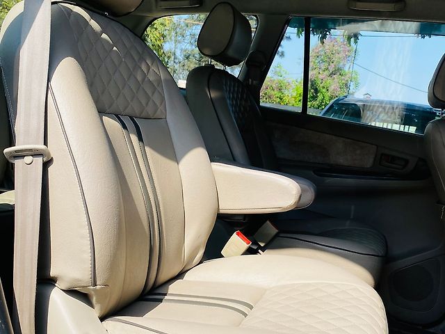 Used Toyota Innova [2012-2013] 2.5 G 7 STR BS-III in Chandigarh