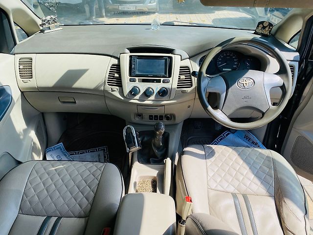 Used Toyota Innova [2012-2013] 2.5 G 7 STR BS-III in Chandigarh
