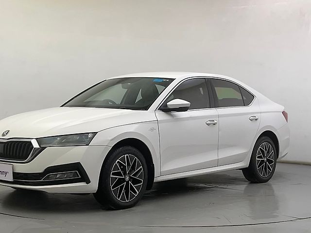 Used 2022 Skoda Octavia in Ahmedabad