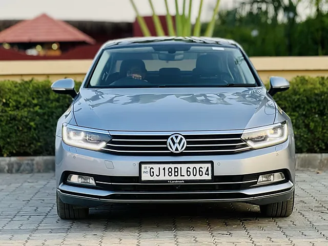 Used 2019 Volkswagen Passat in Surat