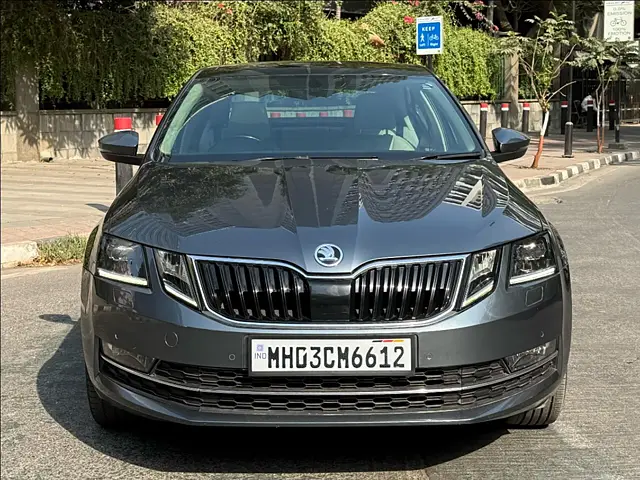 Used 2017 Skoda Octavia in Mumbai