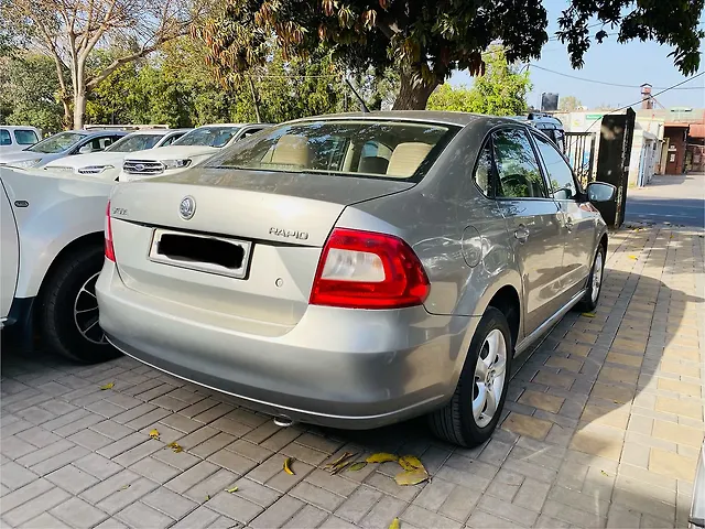 Used Skoda Rapid [2014-2015] 1.5 TDI CR Elegance AT in Chandigarh