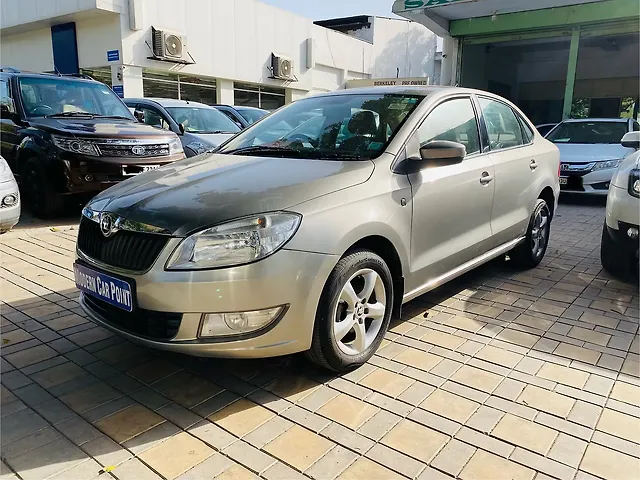 Used Skoda Rapid [2014-2015] 1.5 TDI CR Elegance AT in Chandigarh