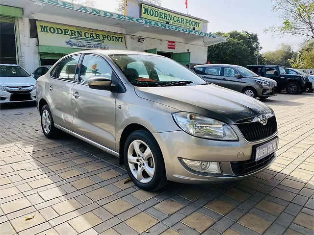 Used Skoda Rapid [2014-2015] 1.5 TDI CR Elegance AT in Chandigarh