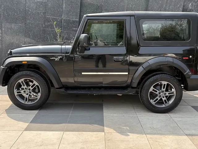 Used Mahindra Thar LX Hard Top Petrol AT 4WD in Delhi