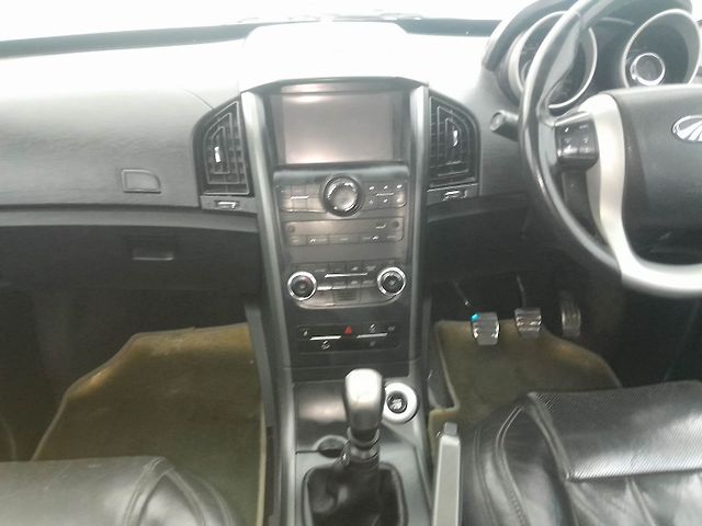 Used Mahindra XUV500 [2015-2018] W10 in Indore