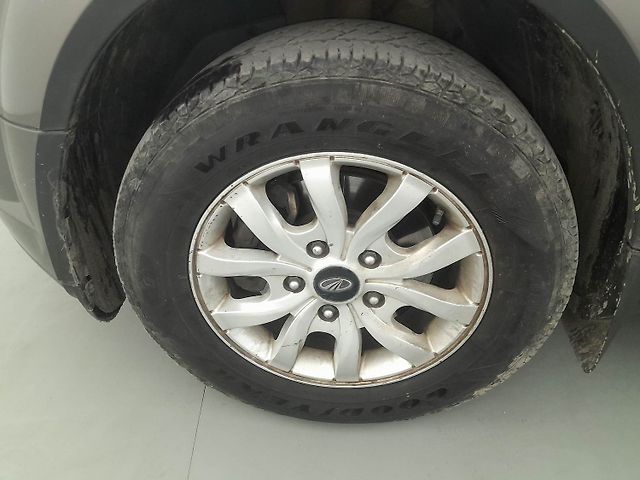Used Mahindra XUV500 [2015-2018] W10 in Indore