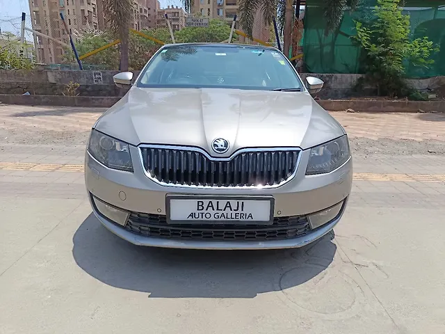 Used 2017 Skoda Octavia in Pune