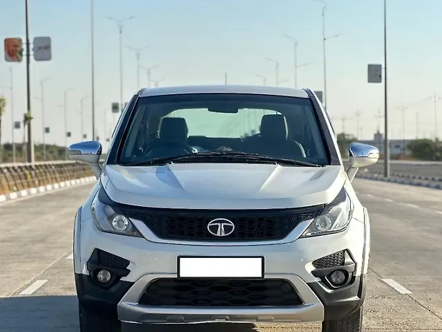 Used 2017 Tata Hexa in Surat