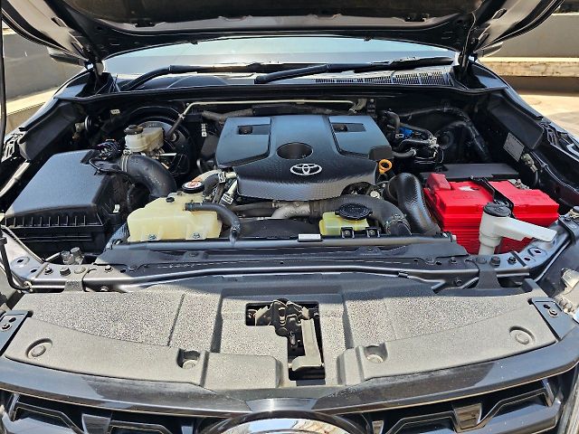 Used Toyota Fortuner 4X2 AT 2.8 Diesel in Mumbai