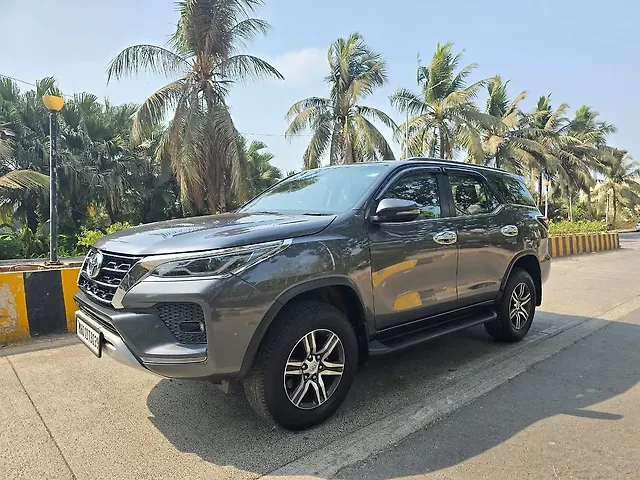 Used Toyota Fortuner 4X2 AT 2.8 Diesel in Mumbai
