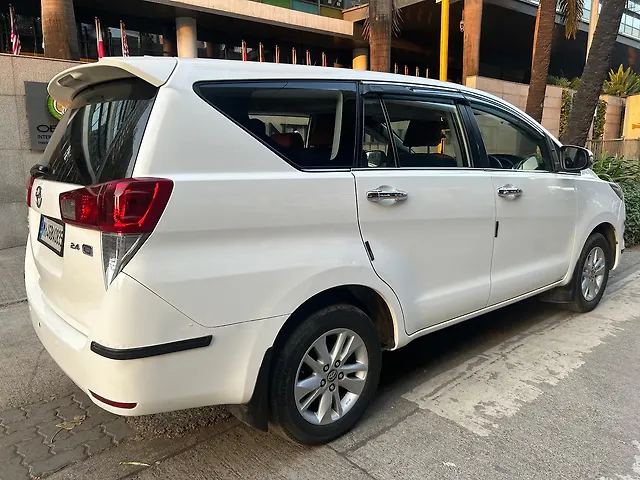 Used Toyota Innova Crysta [2016-2020] 2.4 G 7 STR [2016-2017] in Mumbai