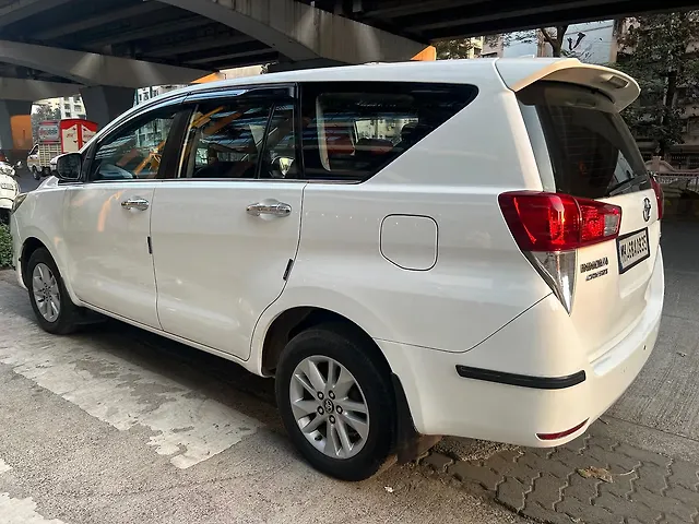 Used Toyota Innova Crysta [2016-2020] 2.4 G 7 STR [2016-2017] in Mumbai