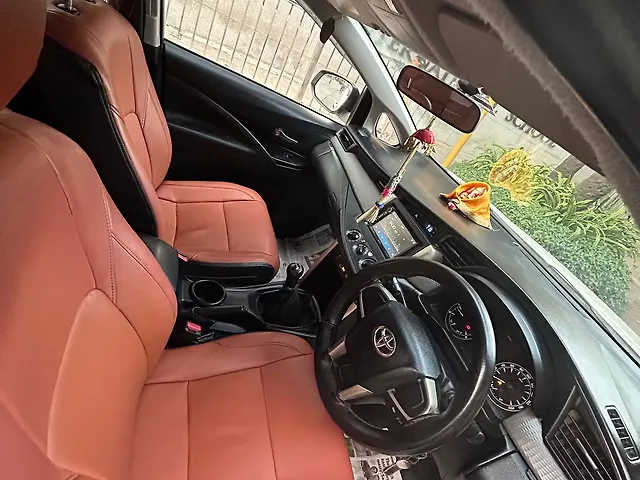 Used Toyota Innova Crysta [2016-2020] 2.4 G 7 STR [2016-2017] in Mumbai