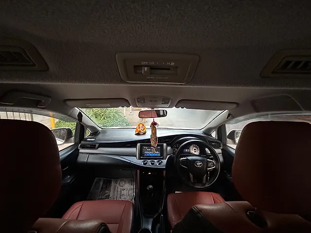 Used Toyota Innova Crysta [2016-2020] 2.4 G 7 STR [2016-2017] in Mumbai
