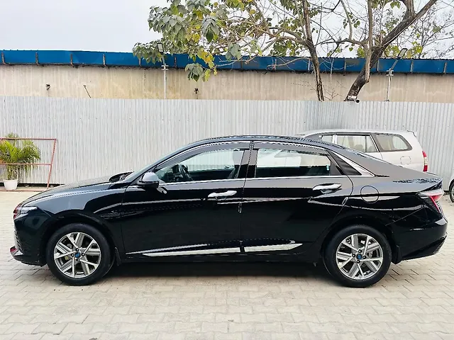 Used Hyundai Verna [2020-2023] SX 1.5 MPi in Guwahati