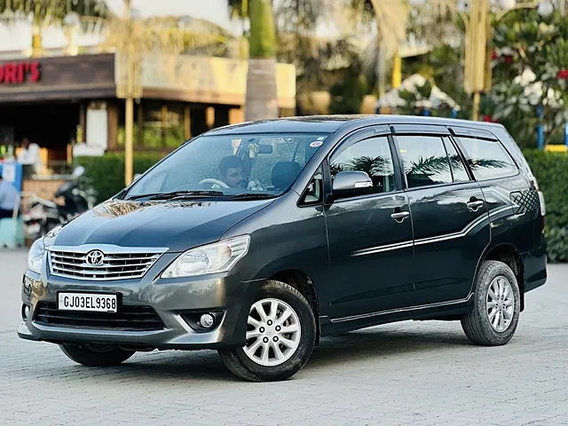 Used 2012 Toyota Innova in Surat