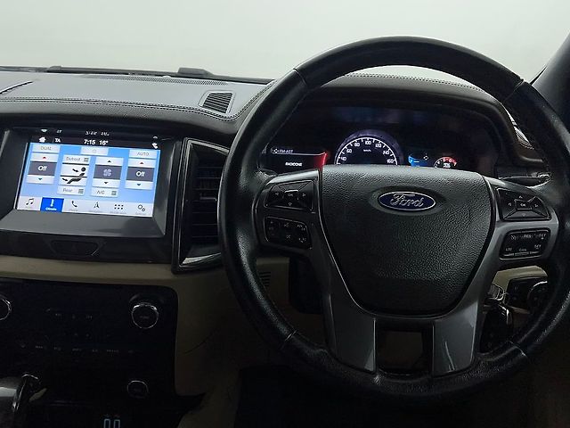 Used Ford Endeavour [2016-2019] Titanium 3.2 4x4 AT in Delhi