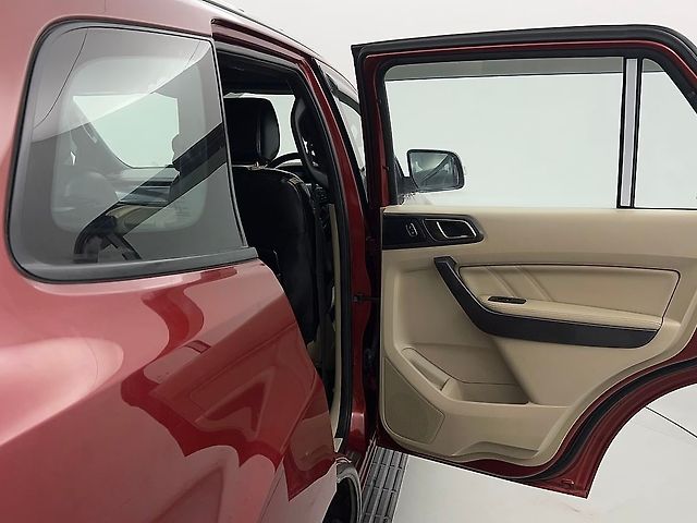 Used Ford Endeavour [2016-2019] Titanium 3.2 4x4 AT in Delhi