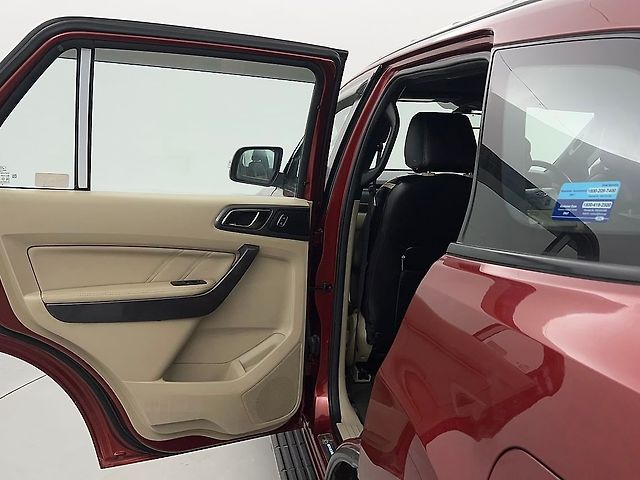 Used Ford Endeavour [2016-2019] Titanium 3.2 4x4 AT in Delhi