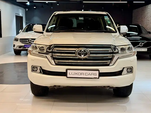 Used 2017 Toyota Land Cruiser in Pune