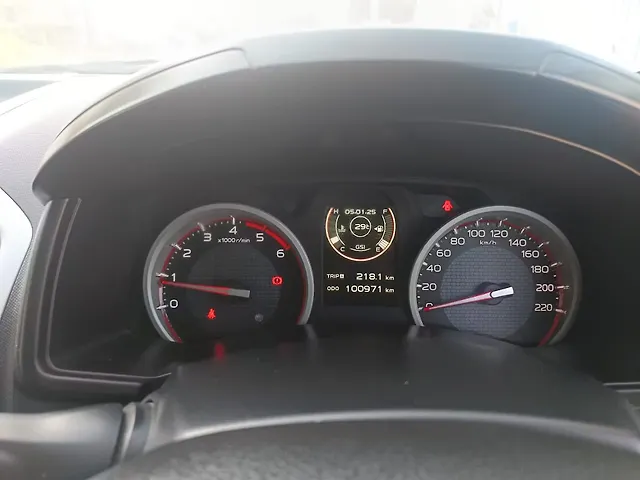 Used Isuzu D-Max V-Cross [2016-2018] 4x4 in Hyderabad