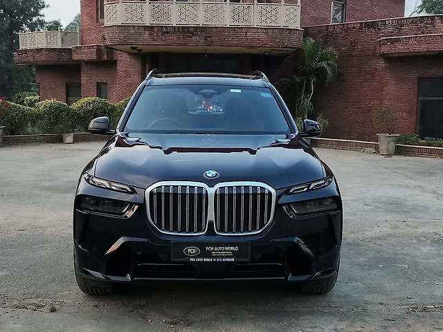 Used 2023 BMW X7 in Delhi