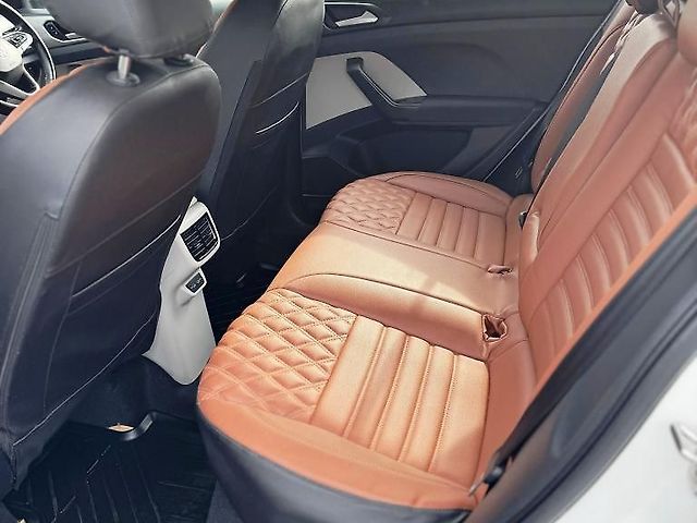 Used Volkswagen Taigun [2021-2023] Highline 1.0 TSI AT in Delhi