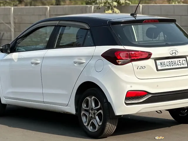 Used Hyundai Elite i20 [2019-2020] Sportz Plus 1.4 CRDi Dual Tone in Nashik