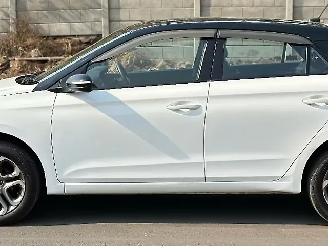Used Hyundai Elite i20 [2019-2020] Sportz Plus 1.4 CRDi Dual Tone in Nashik