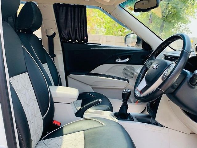 Used Mahindra XUV300 [2019-2024] W8 (O) 1.2 Petrol [2019] in Nashik