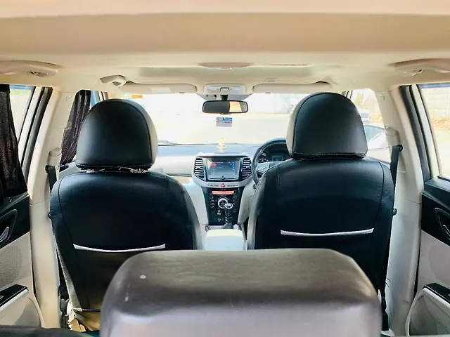 Used Mahindra XUV300 [2019-2024] W8 (O) 1.2 Petrol [2019] in Nashik