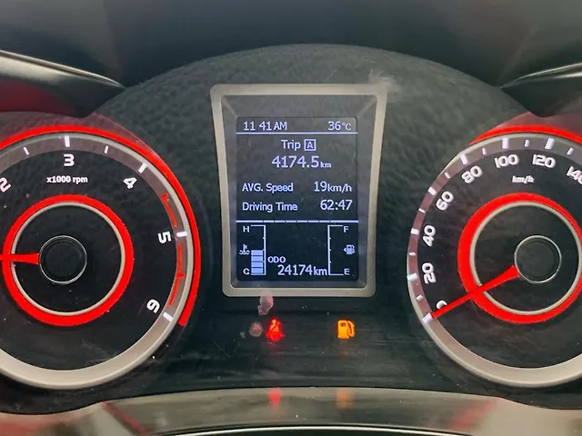 Used Mahindra XUV300 [2019-2024] W8 (O) 1.2 Petrol [2019] in Nashik