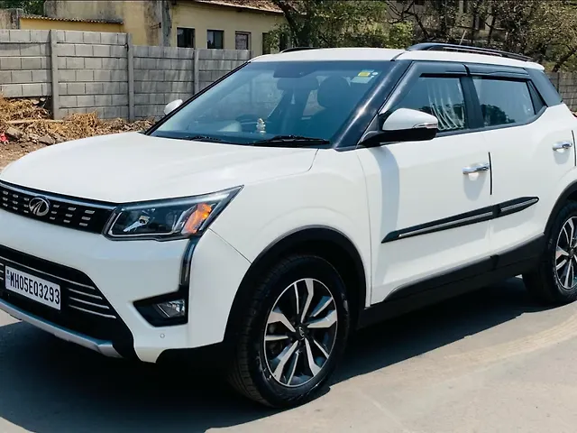 Used Mahindra XUV300 [2019-2024] W8 (O) 1.2 Petrol [2019] in Nashik