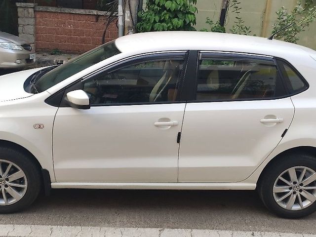 Used Volkswagen Polo [2012-2014] Highline1.2L (P) in Bangalore