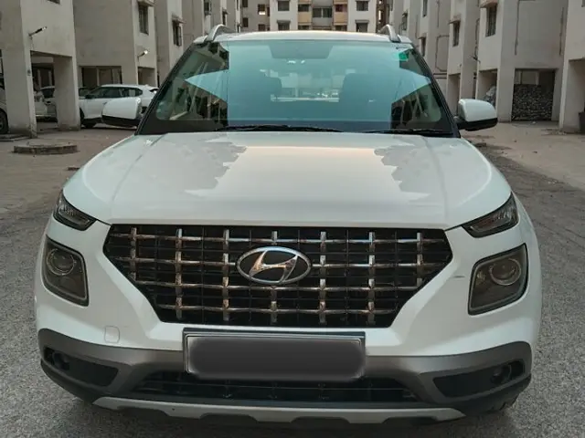 Used 2020 Hyundai Venue in Raipur