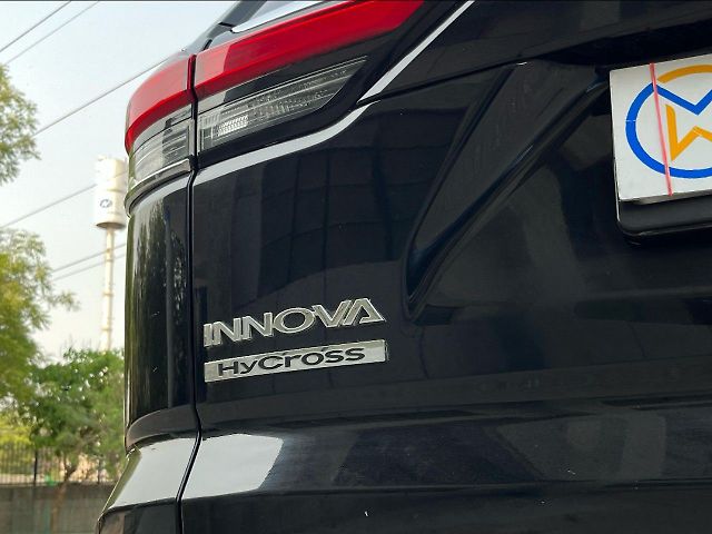 Used Toyota Innova Hycross VX (O) Hybrid 7 STR in Delhi