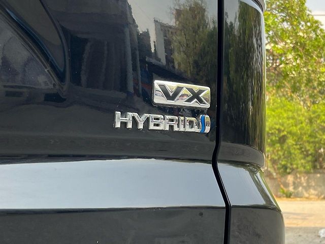 Used Toyota Innova Hycross VX (O) Hybrid 7 STR in Delhi