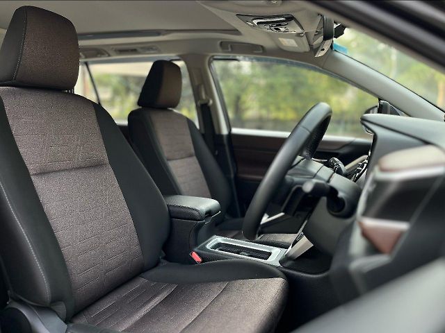 Used Toyota Innova Hycross VX (O) Hybrid 7 STR in Delhi