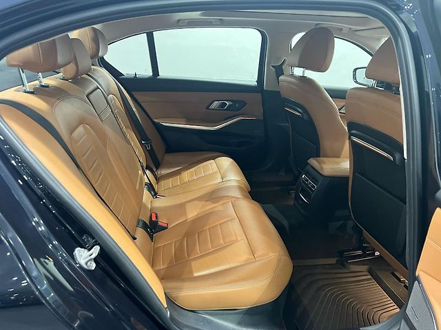 Used BMW 3 Series Gran Limousine [2021-2023] 330Li Luxury Line in Mumbai