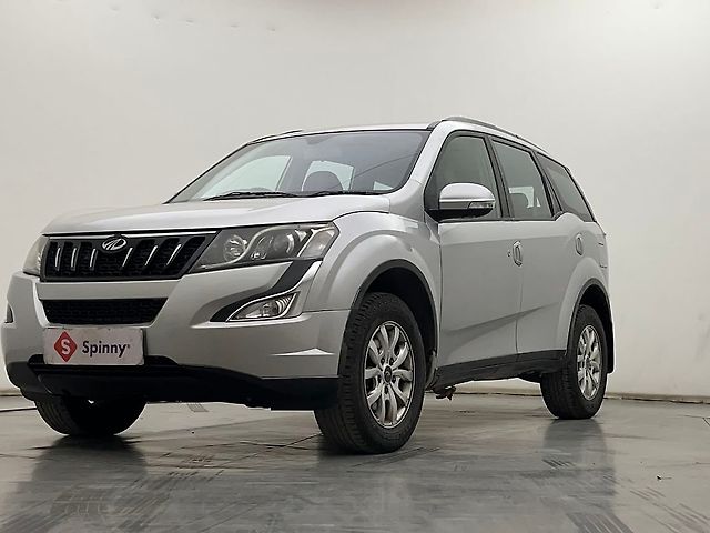Used 2016 Mahindra XUV500 in Hyderabad