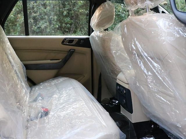 Used Ford Endeavour Titanium Plus 3.2 4x4 AT in Delhi