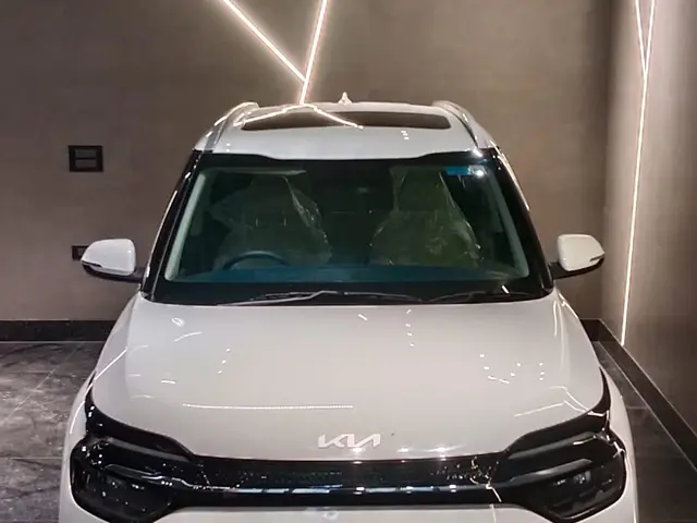 Used 2024 Kia Carens in Delhi