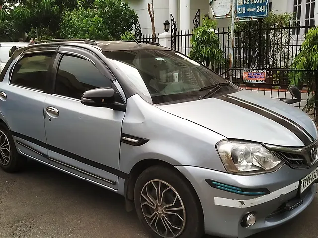 Used 2011 Toyota Etios Liva in Kolkata
