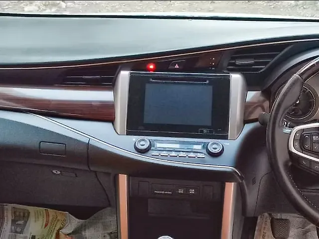 Used Toyota Innova Crysta [2016-2020] 2.4 V Diesel in Kanpur
