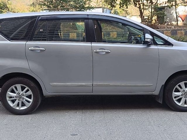 Used Toyota Innova Crysta [2016-2020] 2.4 V Diesel in Mumbai