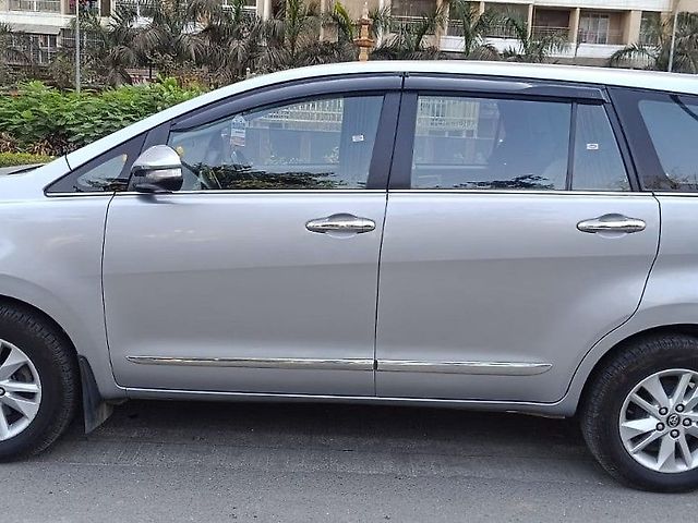 Used Toyota Innova Crysta [2016-2020] 2.4 V Diesel in Mumbai