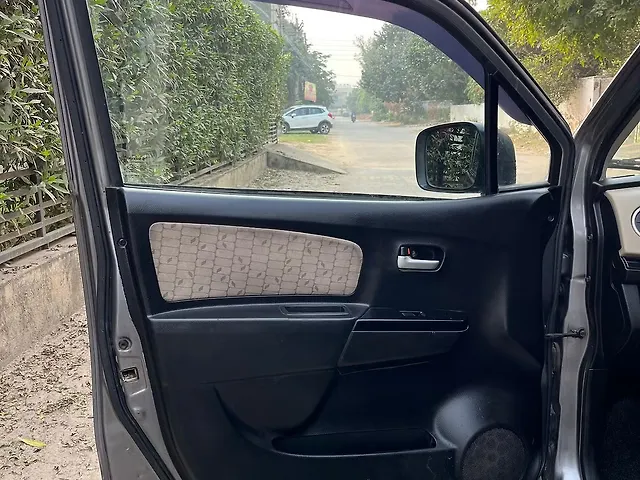 Used Maruti Suzuki Wagon R 1.0 [2014-2019] VXI in Faridabad