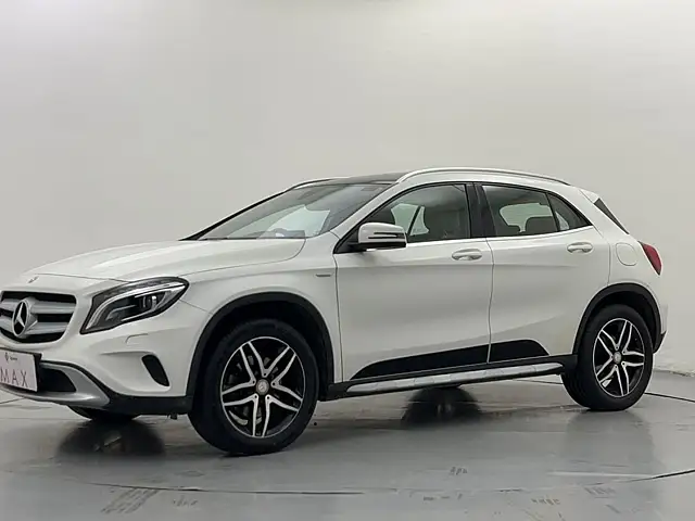 Used 2016 Mercedes-Benz GLA in Delhi