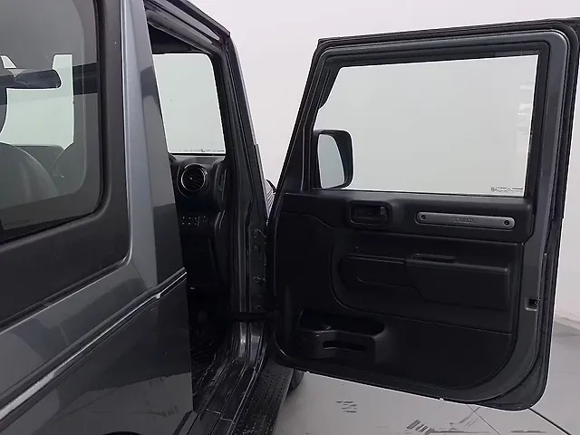 Used Mahindra Thar LX Hard Top Petrol AT in Delhi